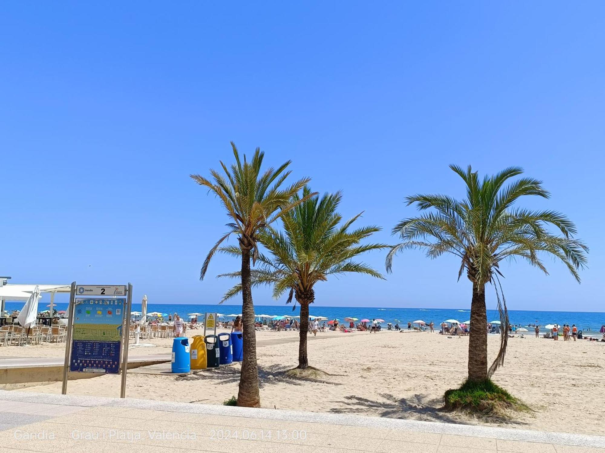 Mare De Deu, Vivienda Vacacional Para Familias Y Mayores De 25 Anos En El Grao De Gandia-Playa Playa de Gandia Exterior foto