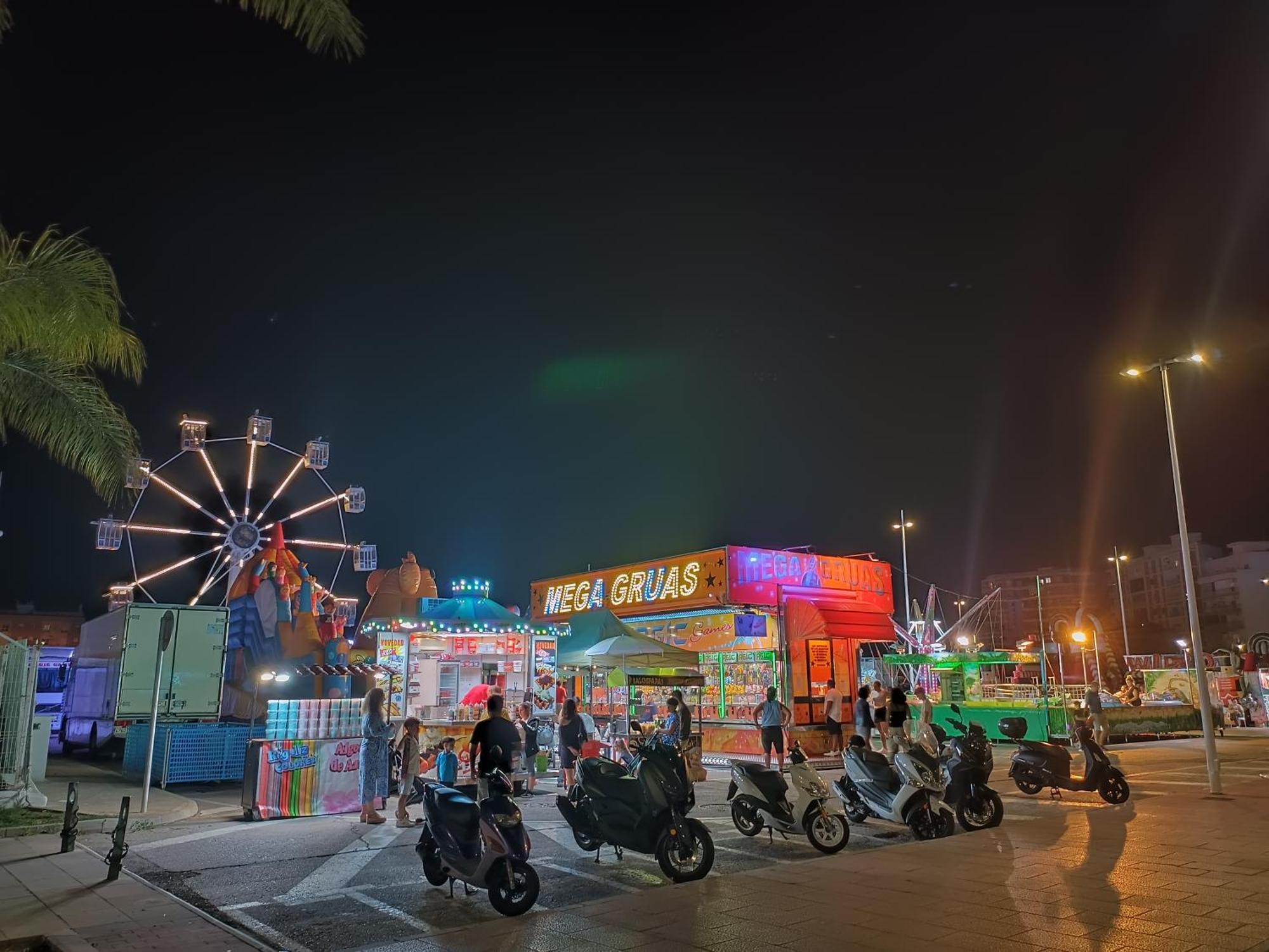 Mare De Deu, Vivienda Vacacional Para Familias Y Mayores De 25 Anos En El Grao De Gandia-Playa Playa de Gandia Exterior foto